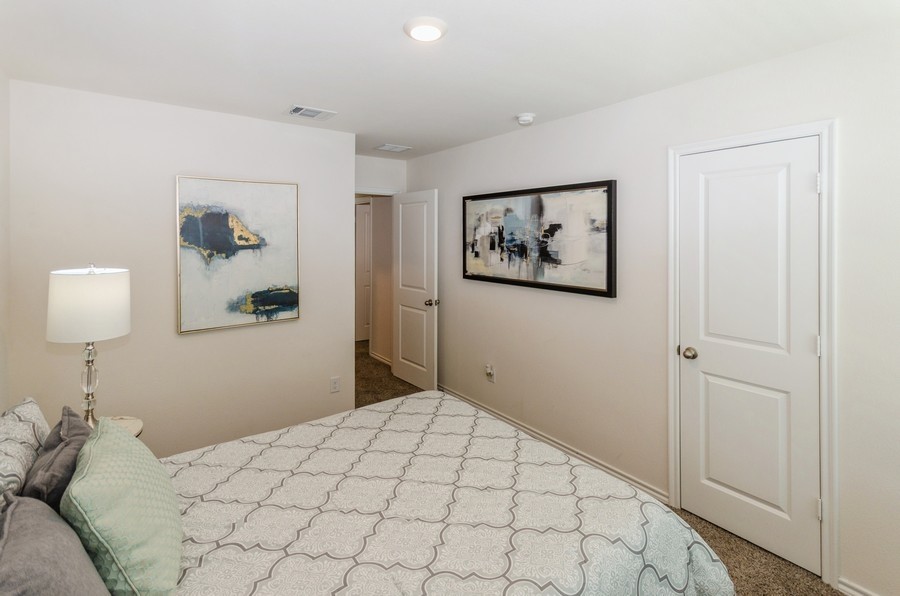 822 Amelia Court Pilot Point TX 76258