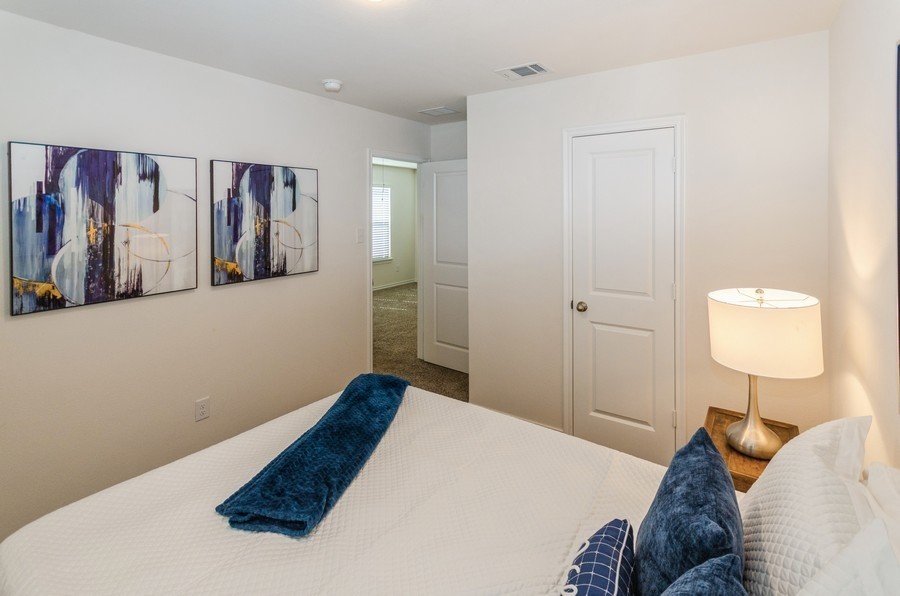 822 Amelia Court Pilot Point TX 76258