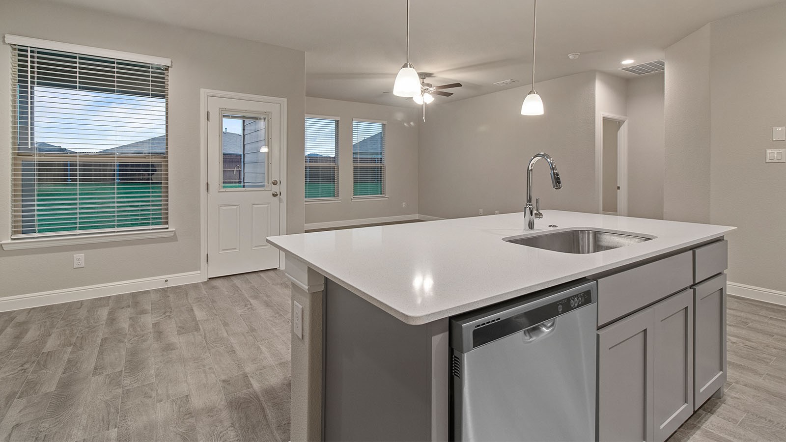 1921 Cherokee Lane Cleburne TX 76033