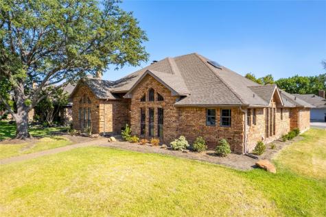 2300 Heatherwoods Way Carrollton TX 75007