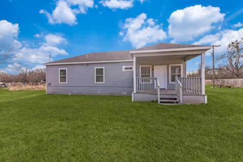711 S 3rd Avenue E Dawson TX 76639