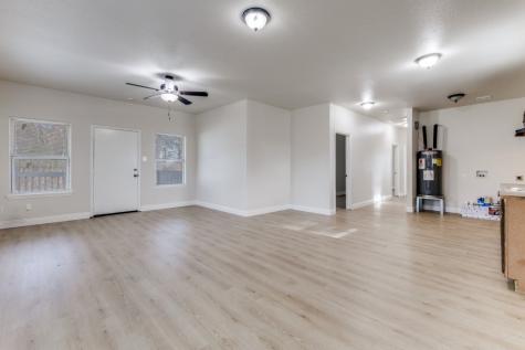 711 S 3rd Avenue E Dawson TX 76639
