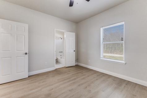 711 S 3rd Avenue E Dawson TX 76639
