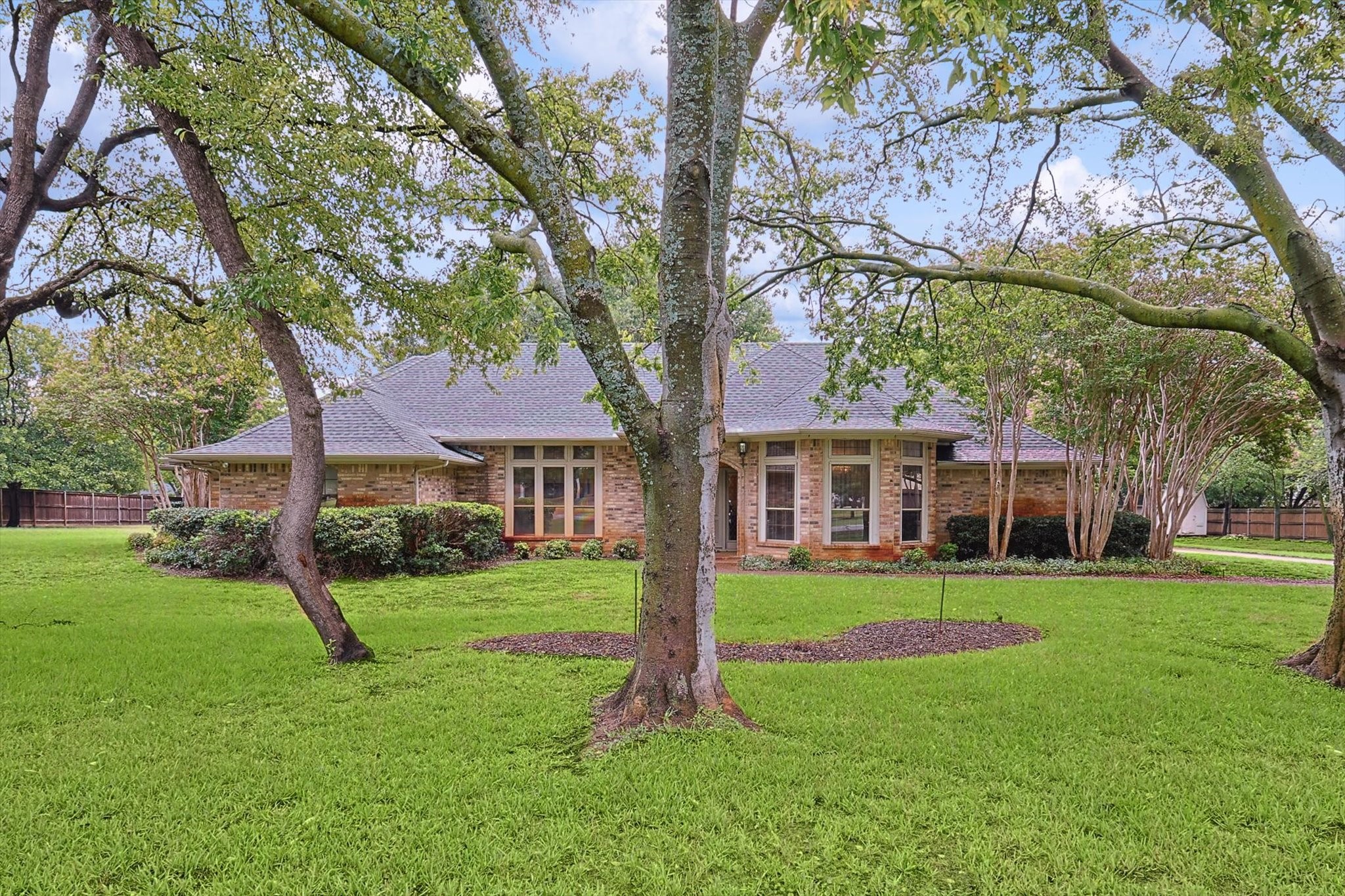 350 Brown Cliff Court Double Oak TX 75077