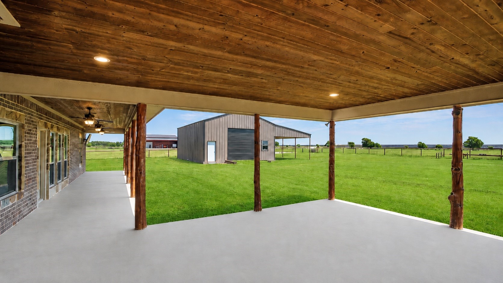 1872 County Road 329 Gainesville TX 76240