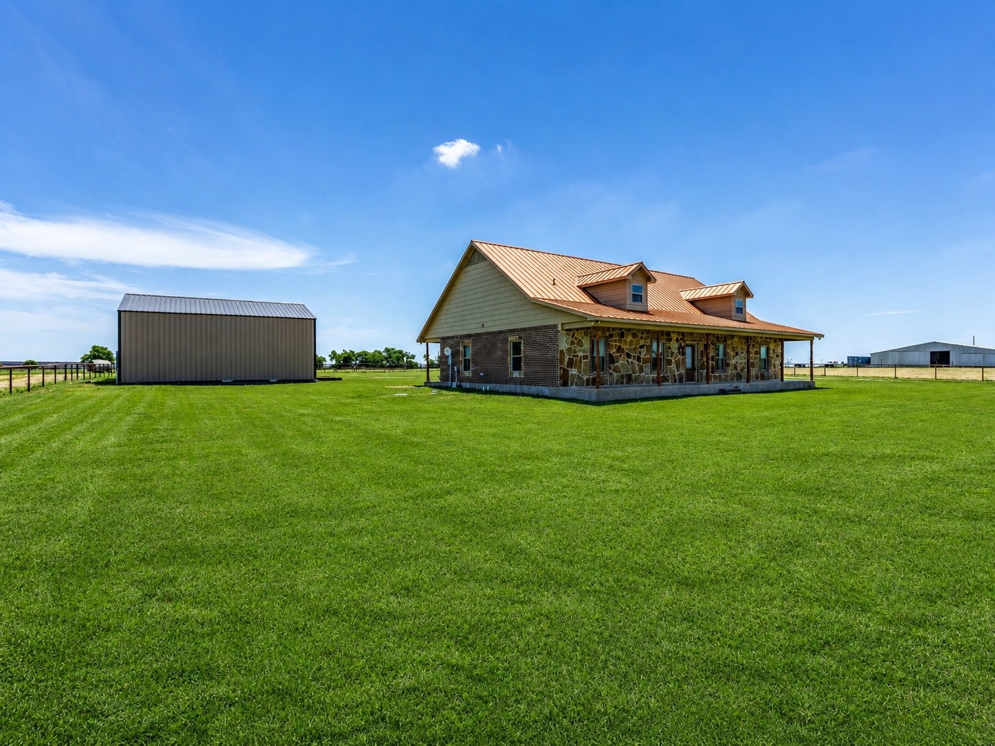 1872 County Road 329 Gainesville TX 76240