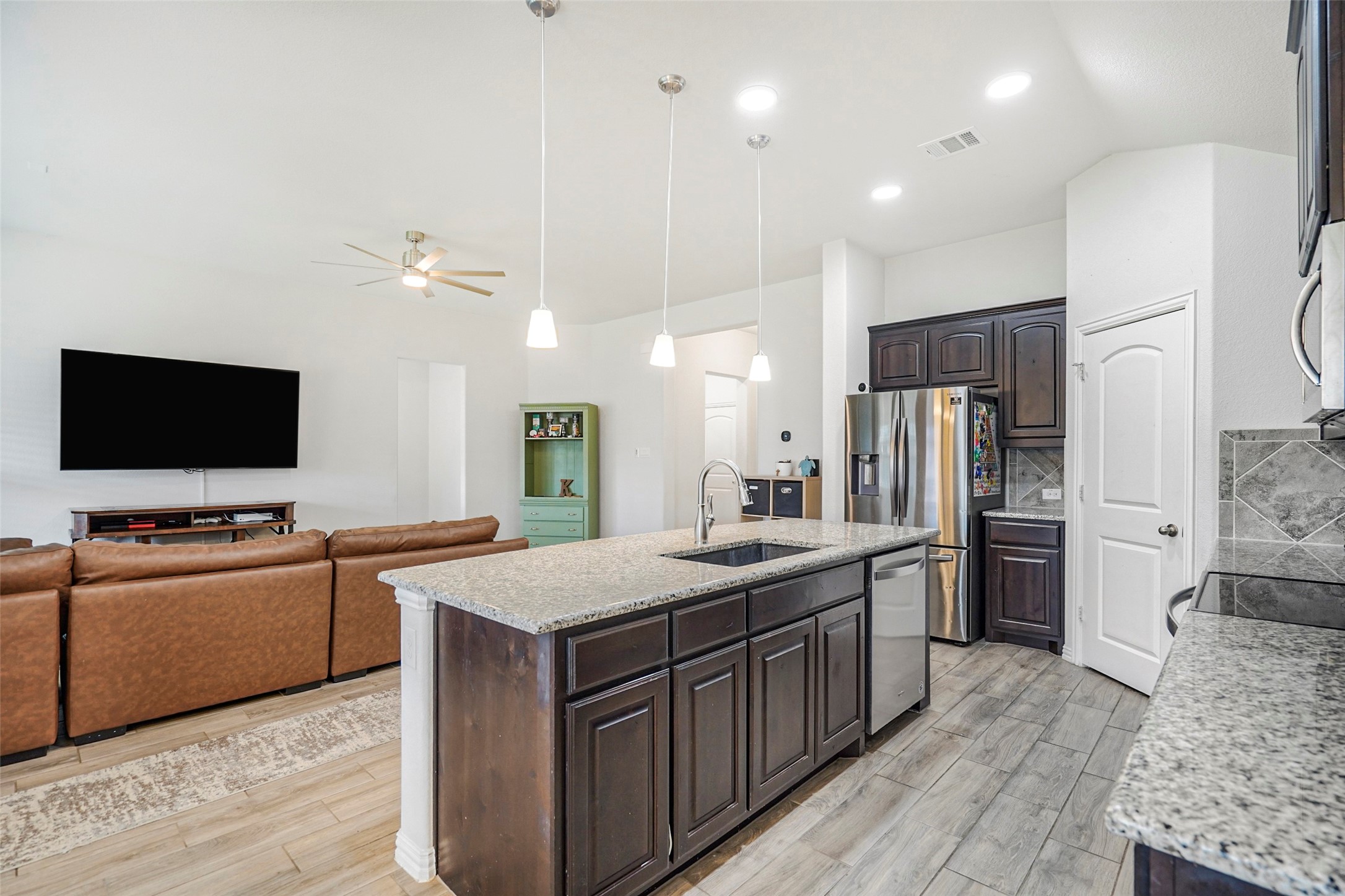425 Escondido Street Weatherford TX 76087