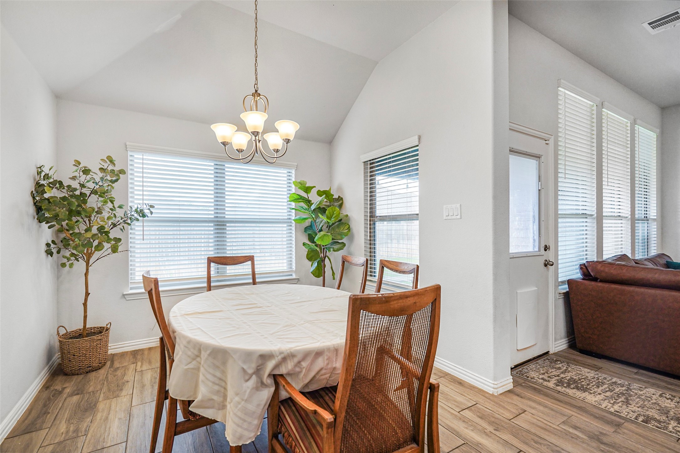 425 Escondido Street Weatherford TX 76087