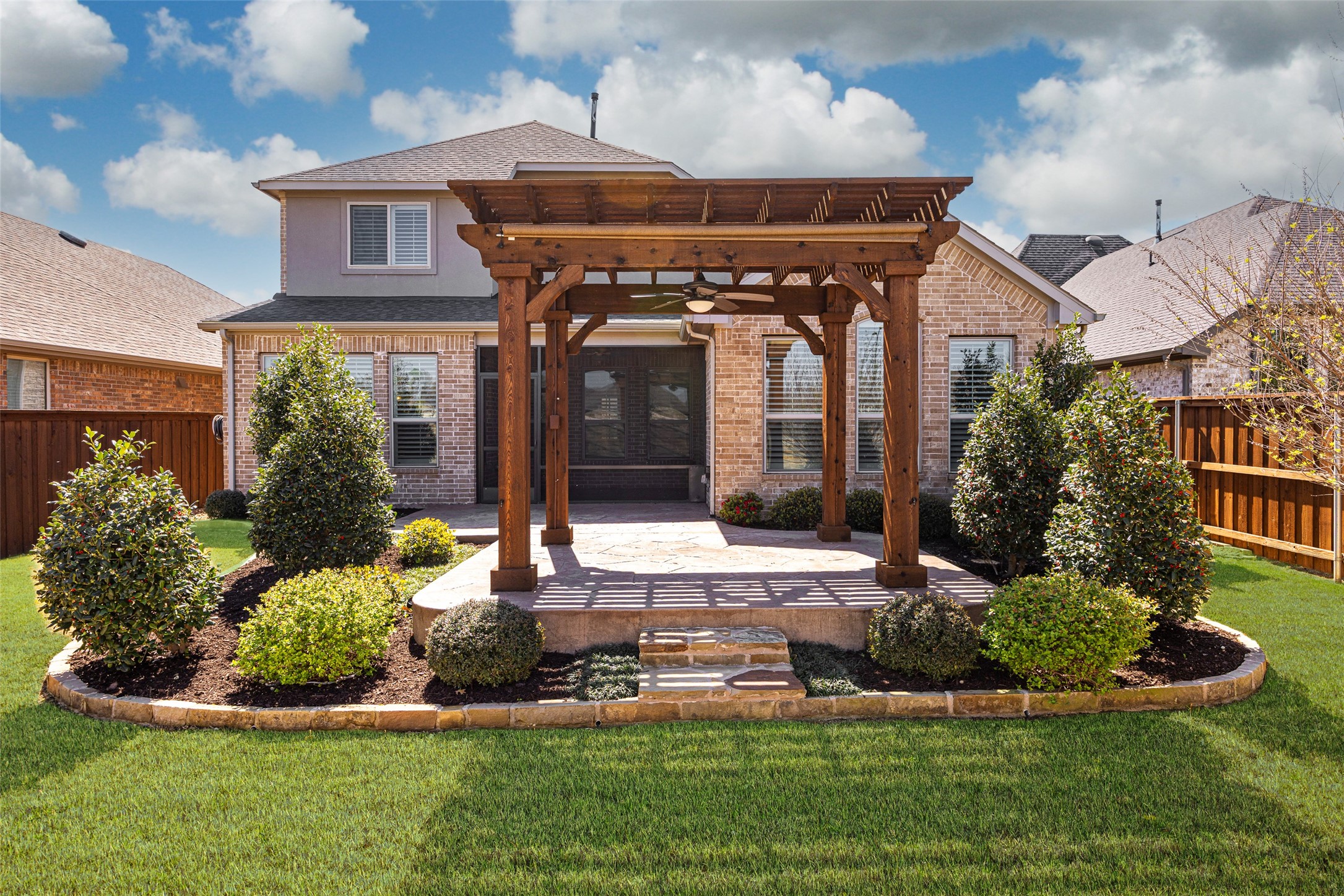 517 Lake Livingston Trail Mckinney TX 75071