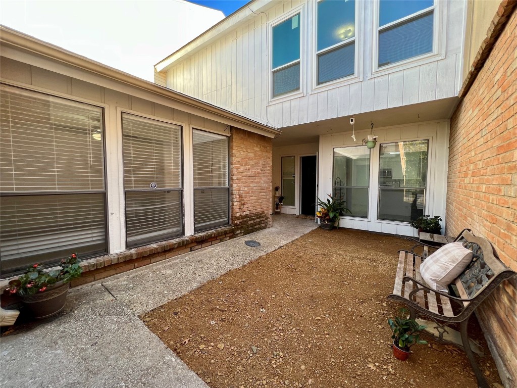 730 Carriage Way Duncanville TX 75137