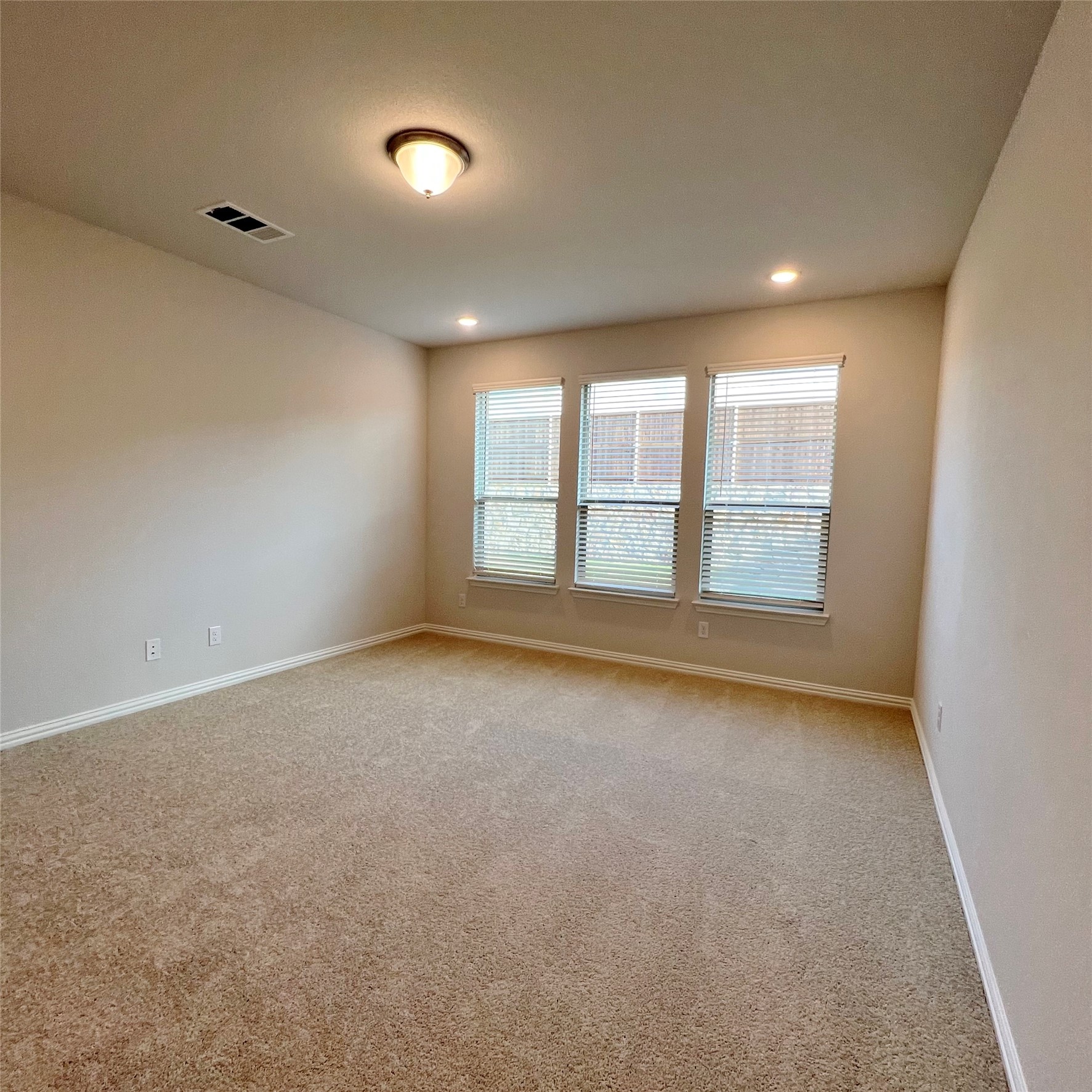 1310 Sundance Lane Justin TX 76247