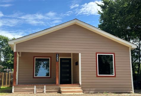 1253 E Arlington Avenue Fort Worth TX 76104