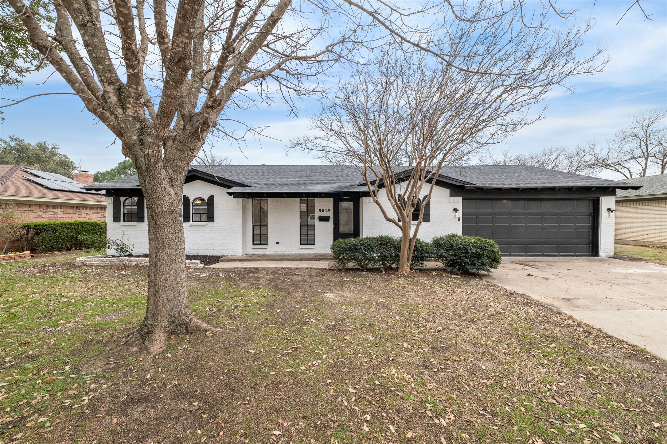 3215 Glenmont Drive Fort Worth TX 76133