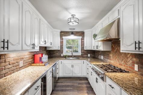 1216 Vz County Road 1211 Canton TX 75103