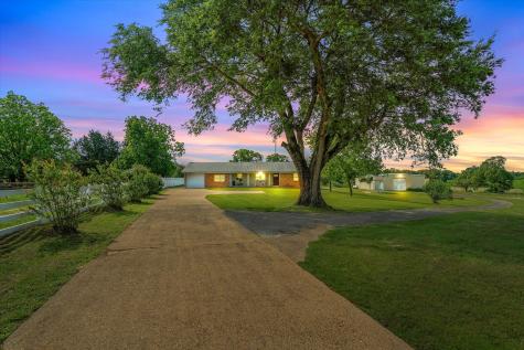 1216 Vz County Road 1211 Canton TX 75103