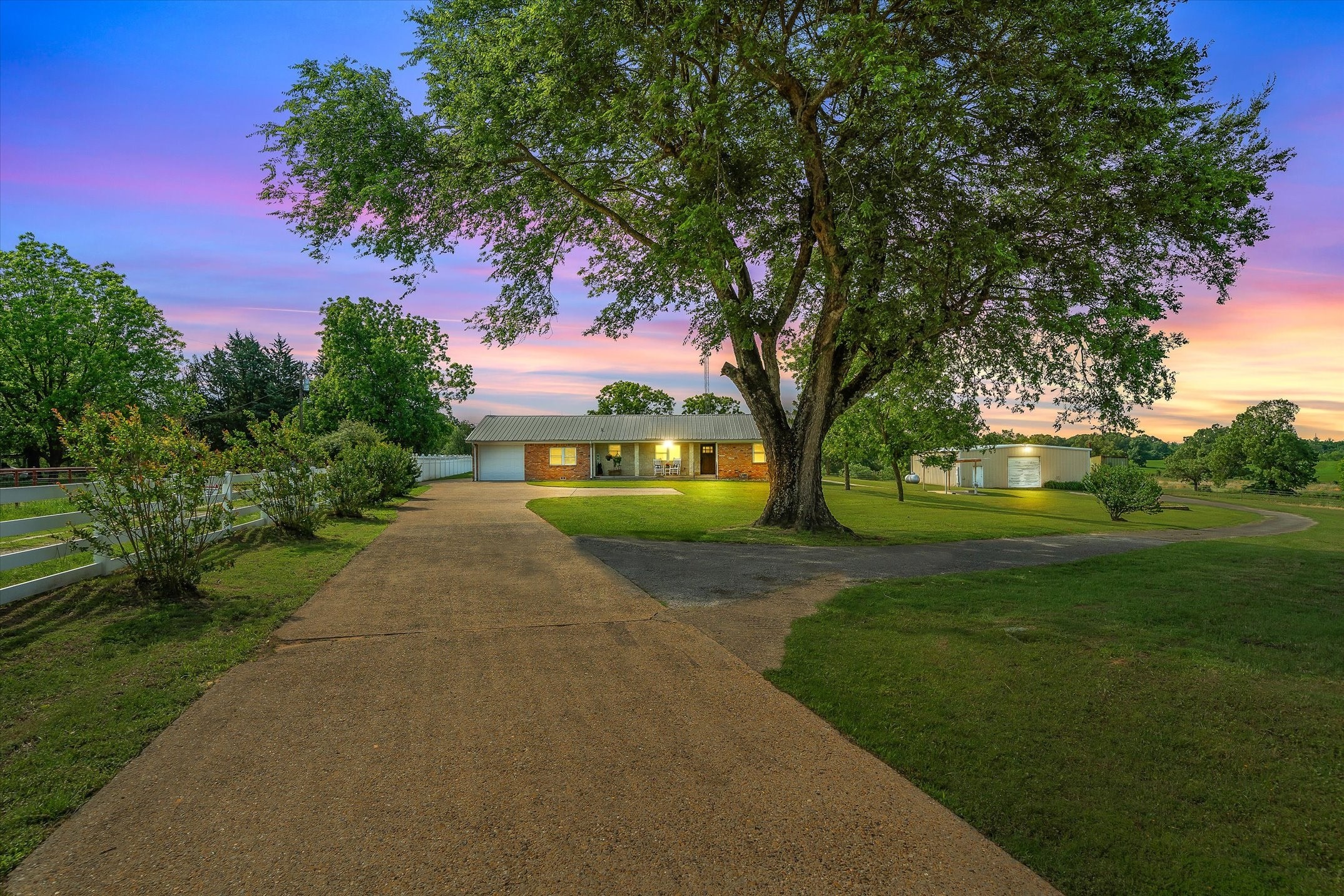 1216 Vz County Road 1211 Canton TX 75103