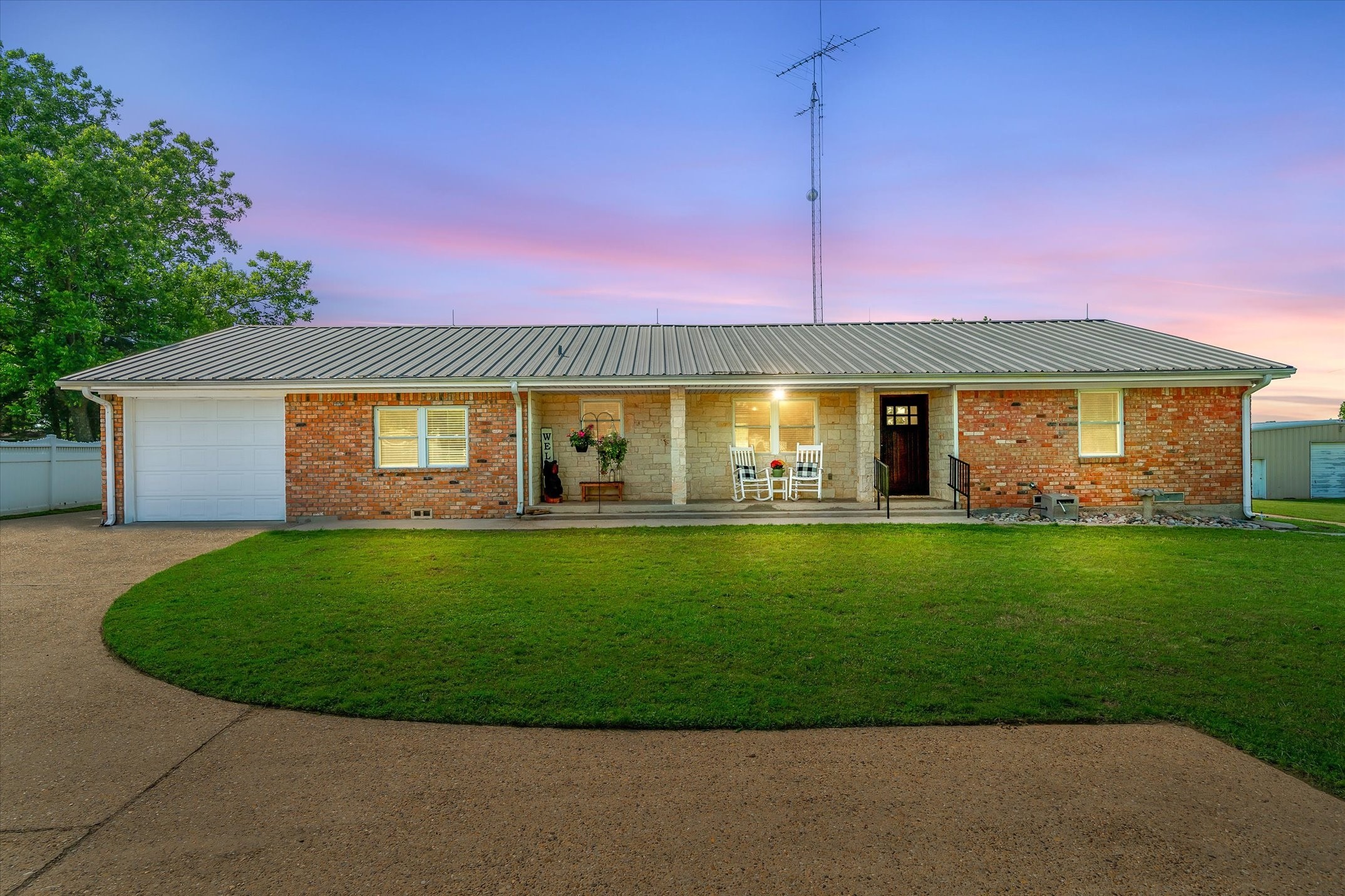 1216 Vz County Road 1211 Canton TX 75103