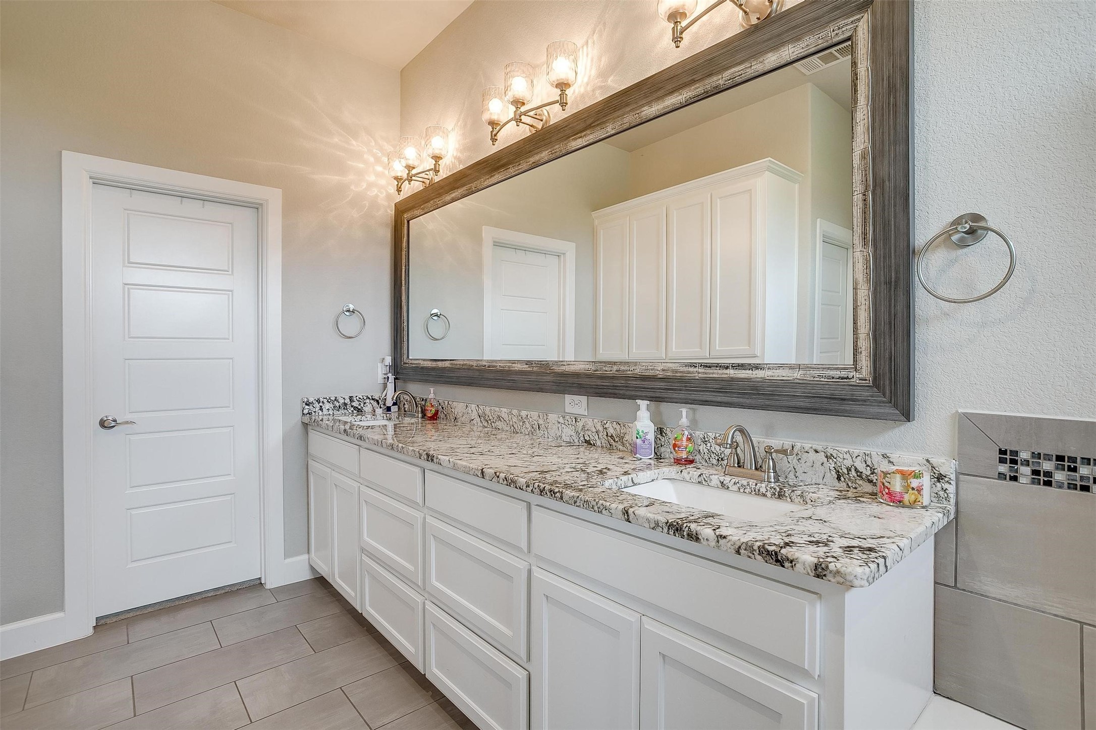 161 El Dorado Trail Millsap TX 76066