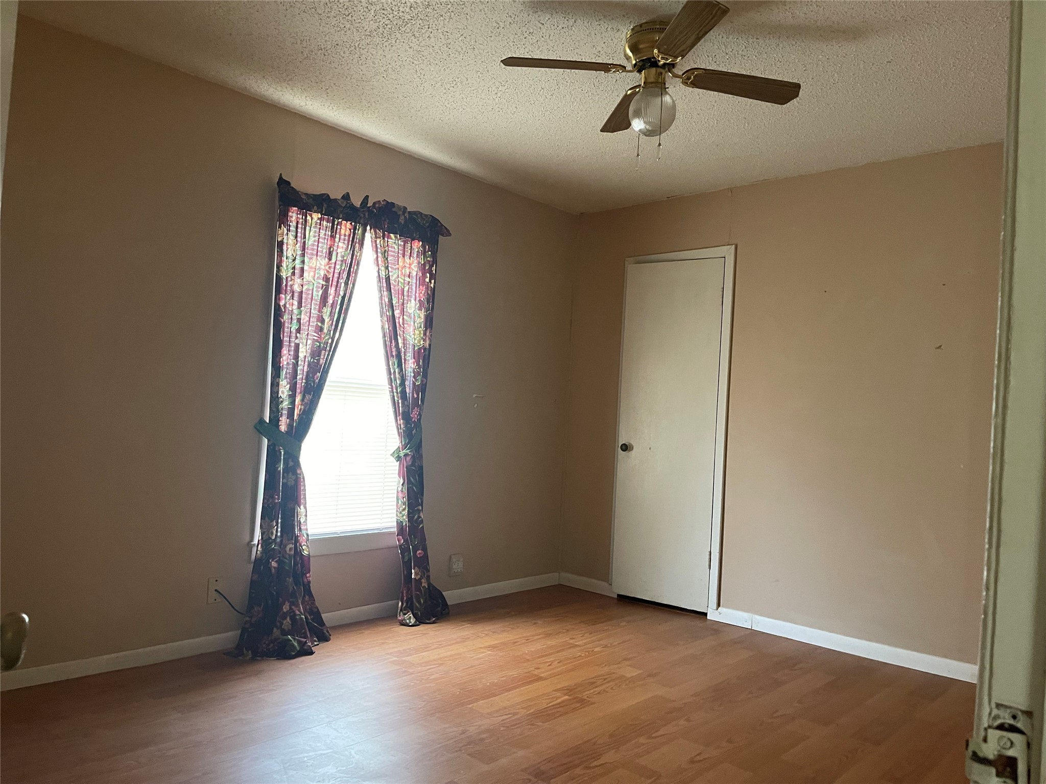 406 S Austin Street Wolfe City TX 75496