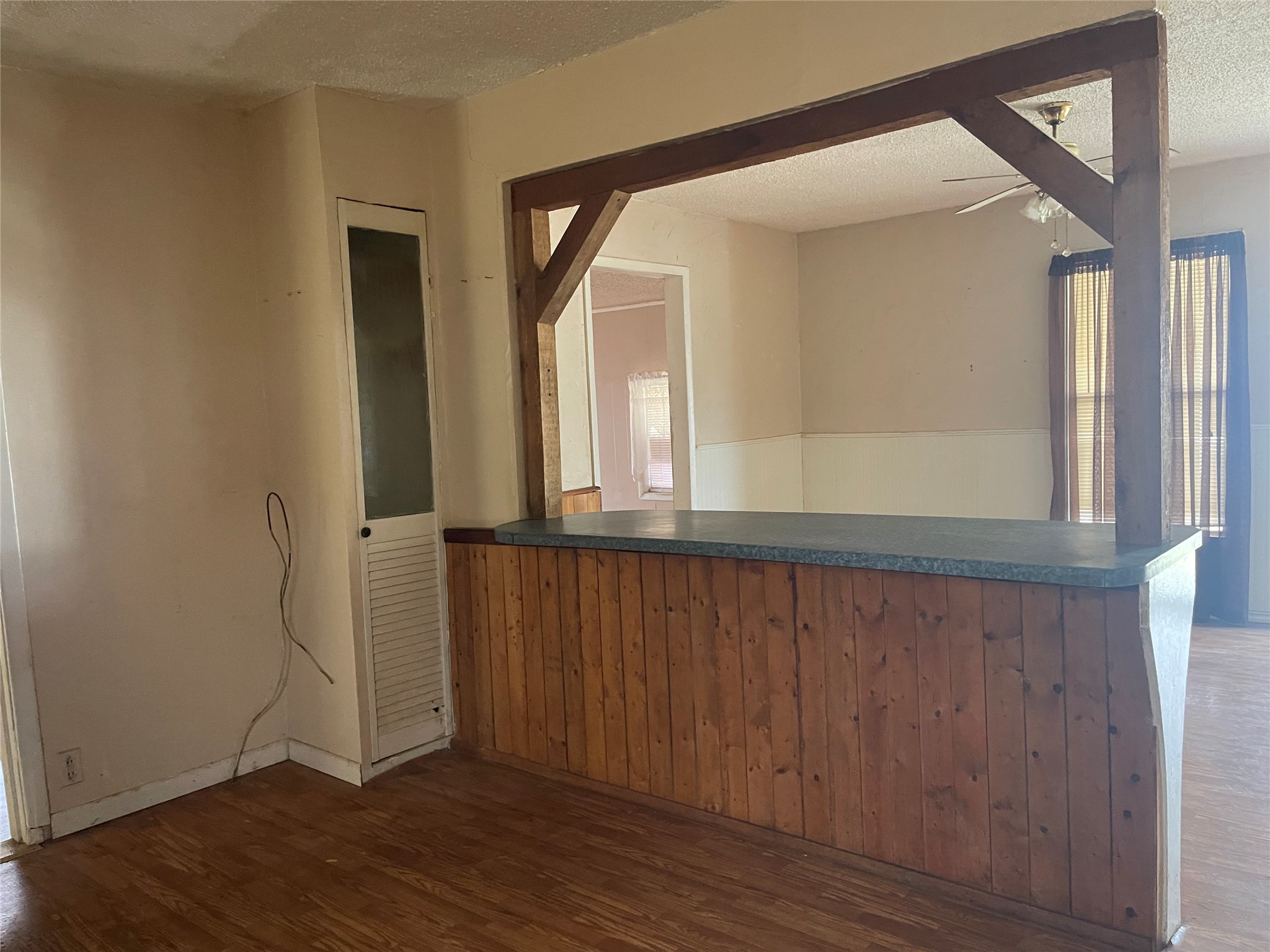 406 S Austin Street Wolfe City TX 75496