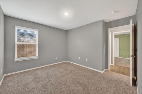 2812 Royal Denton TX 76209