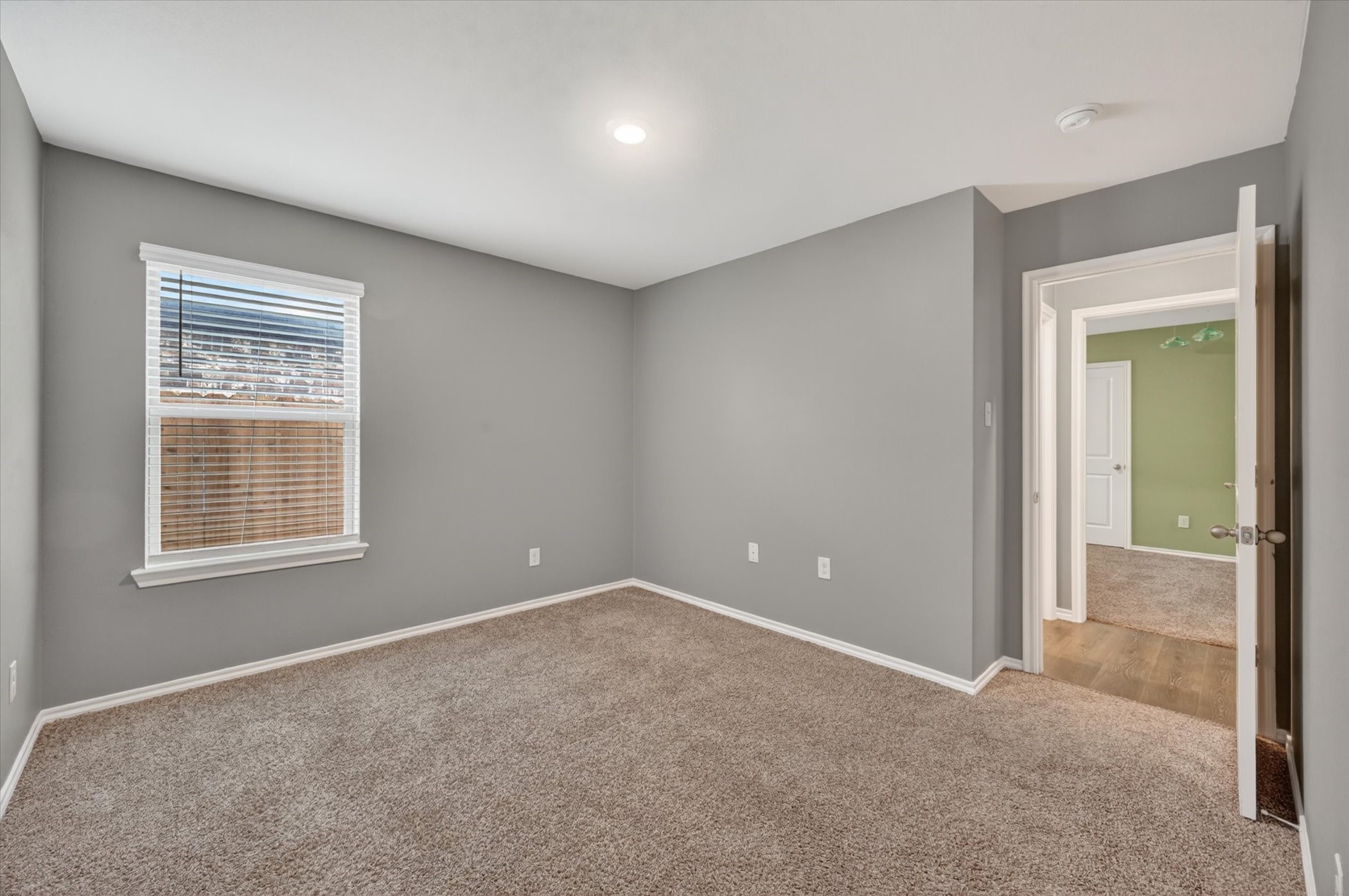 2812 Royal Denton TX 76209