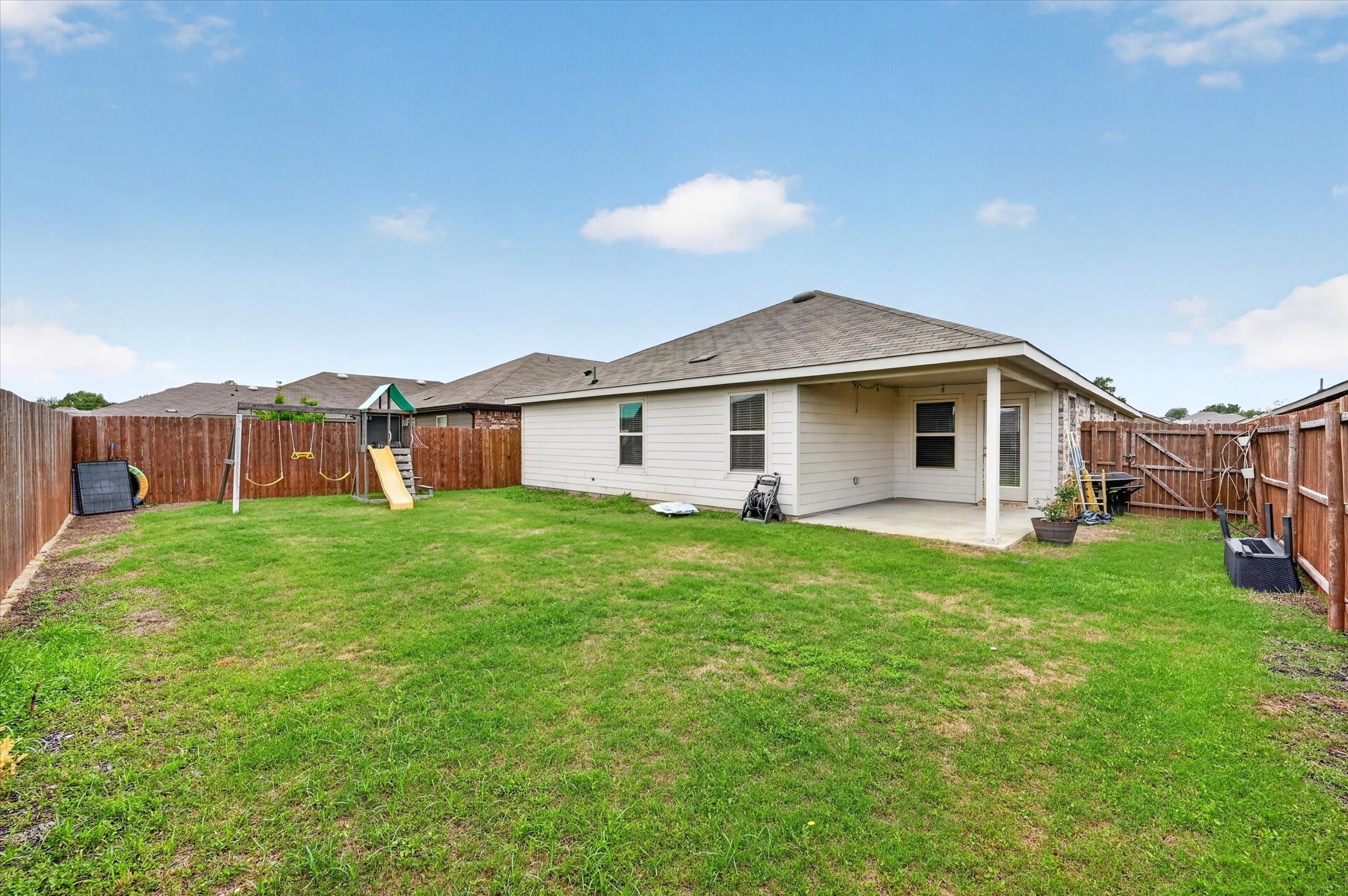 2812 Royal Denton TX 76209