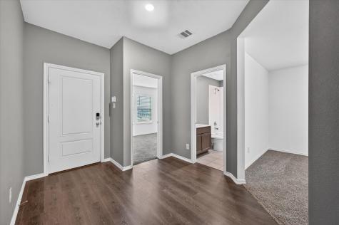2812 Royal Denton TX 76209