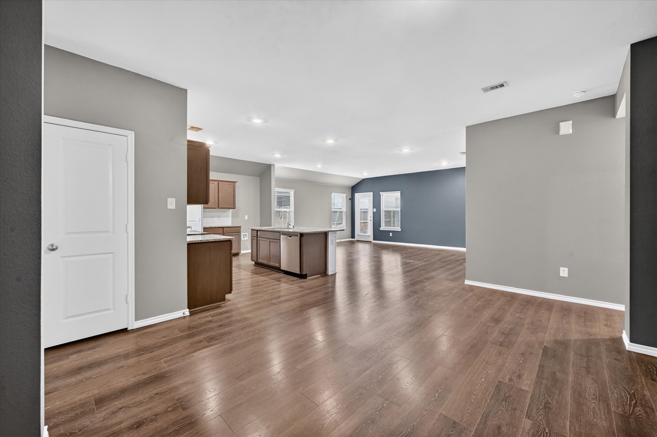 2812 Royal Denton TX 76209