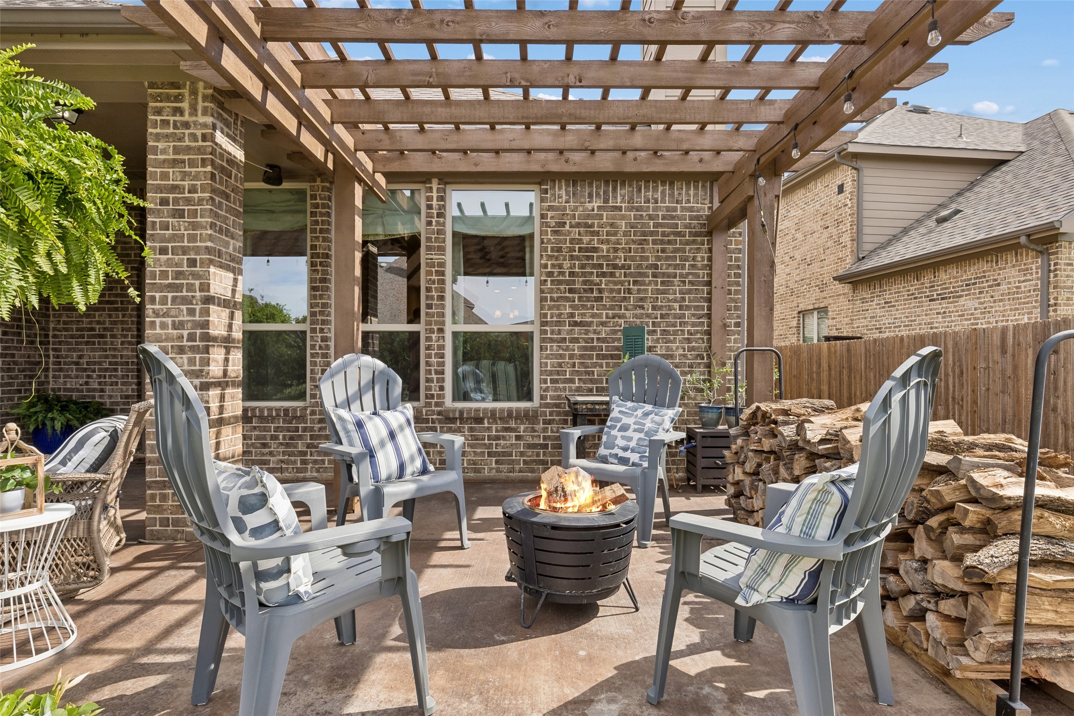 1046 Finsbury Lane Forney TX 75126
