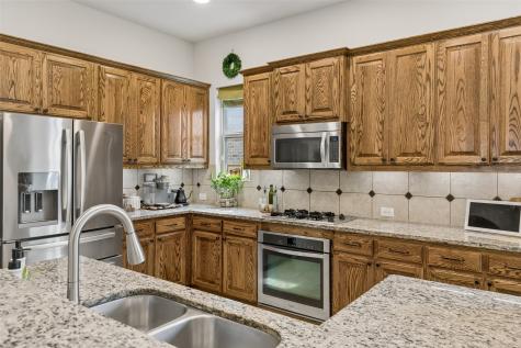 1046 Finsbury Lane Forney TX 75126