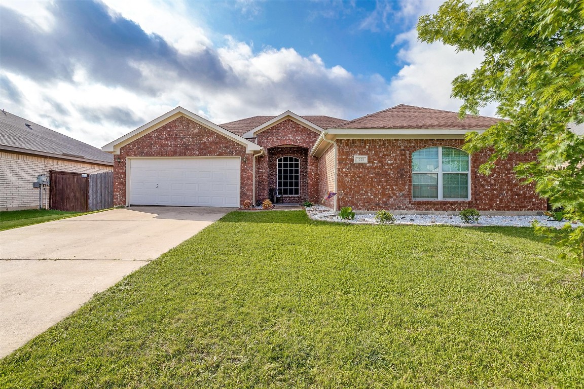 1025 Marcia Lane Burleson TX 76028