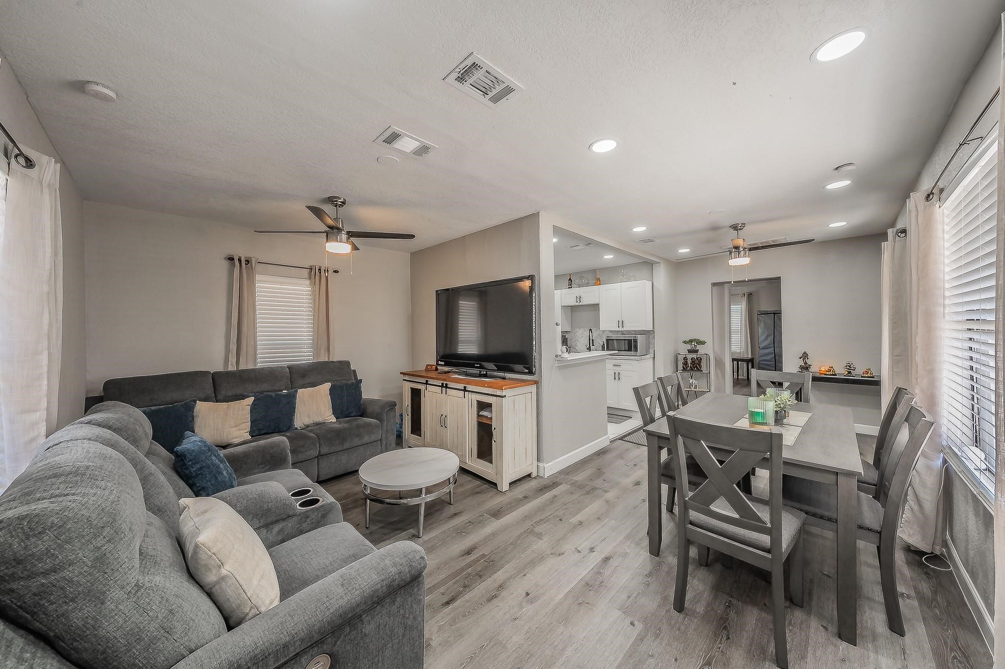 4506 Roberts Avenue Dallas TX 75215