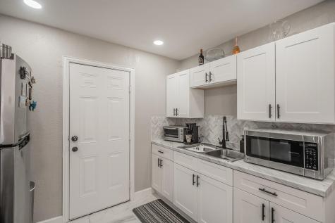 4506 Roberts Avenue Dallas TX 75215