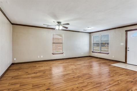 401 Ashwood Street Azle TX 76020