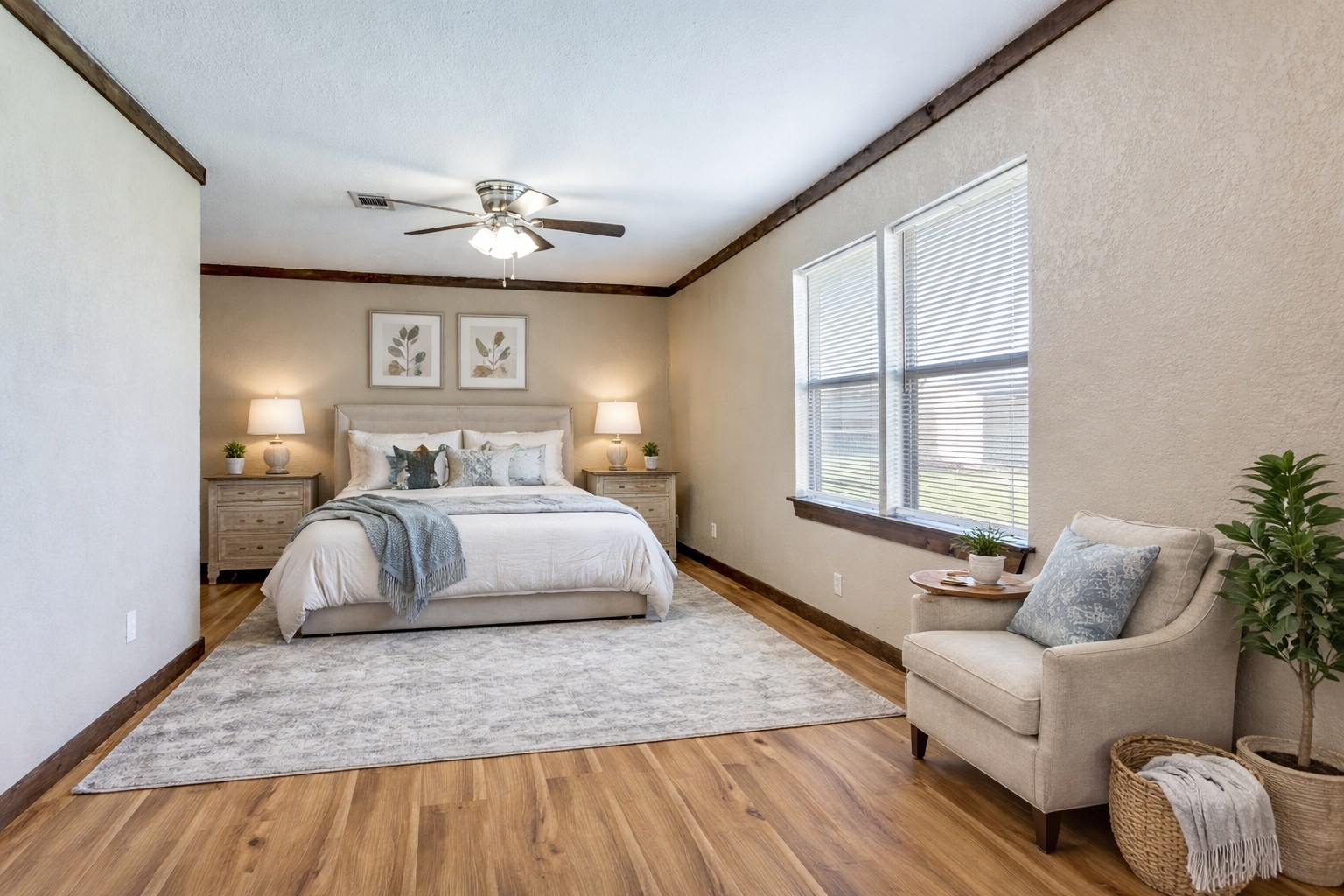 401 Ashwood Street Azle TX 76020