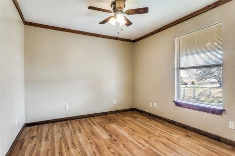 401 Ashwood Street Azle TX 76020