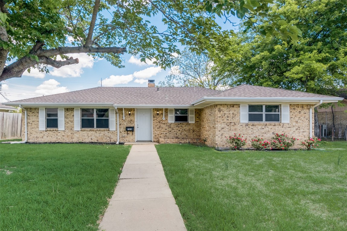 1809 Santa Maria Court Grand Prairie TX 75051