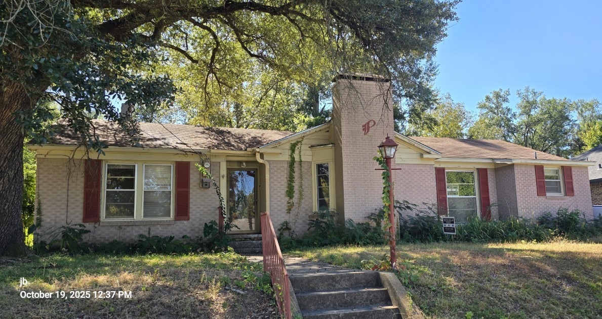 1314 S Azalea Drive Tyler TX 75701