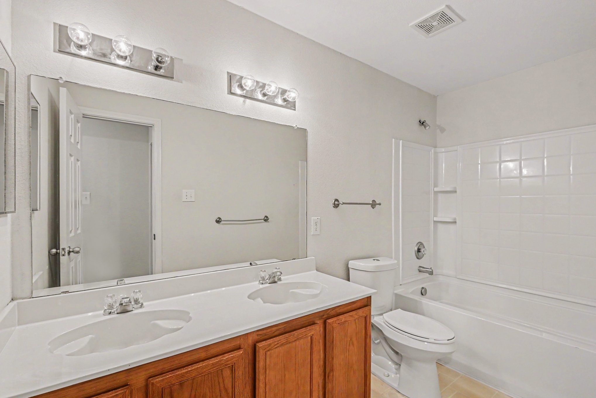 6220 Thoroughbred Trail Denton TX 76210