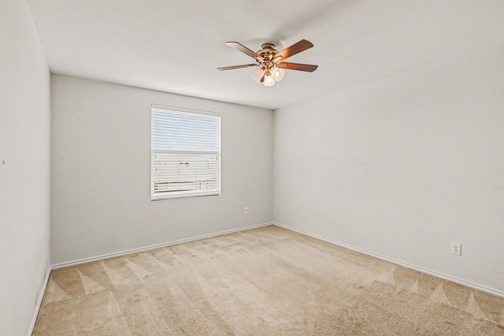 6220 Thoroughbred Trail Denton TX 76210
