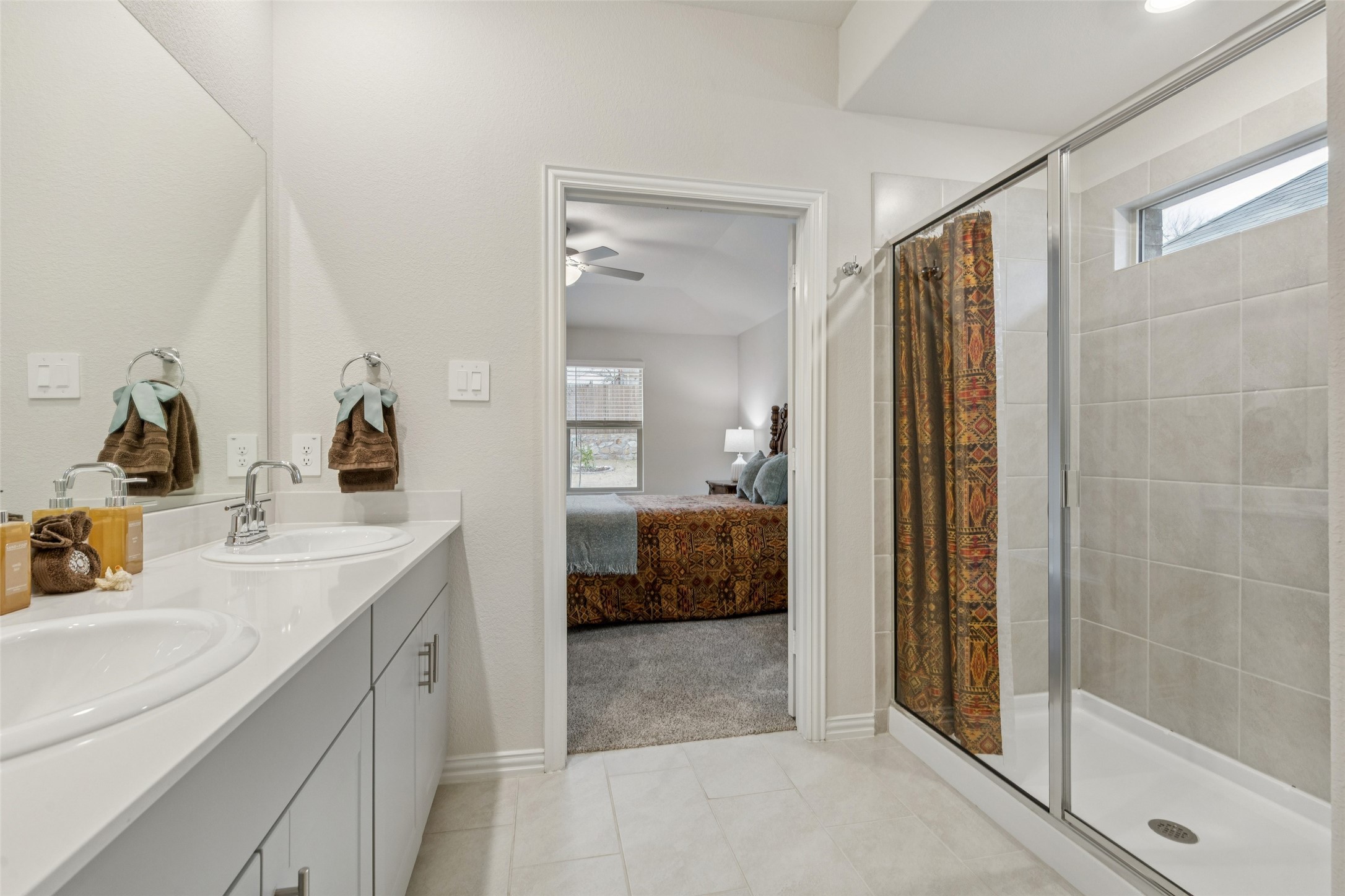522 Castle Road Sherman TX 75092