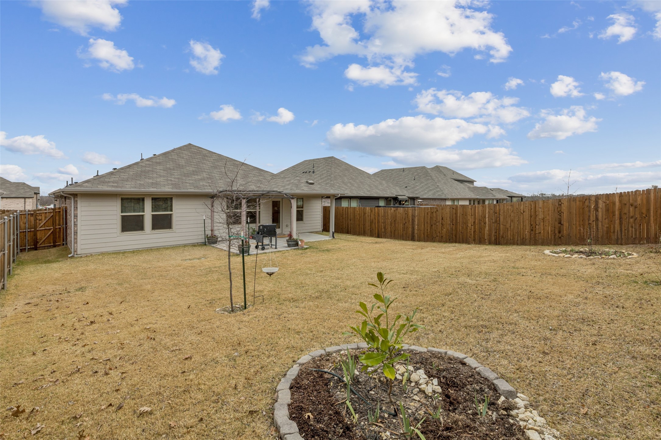 522 Castle Road Sherman TX 75092