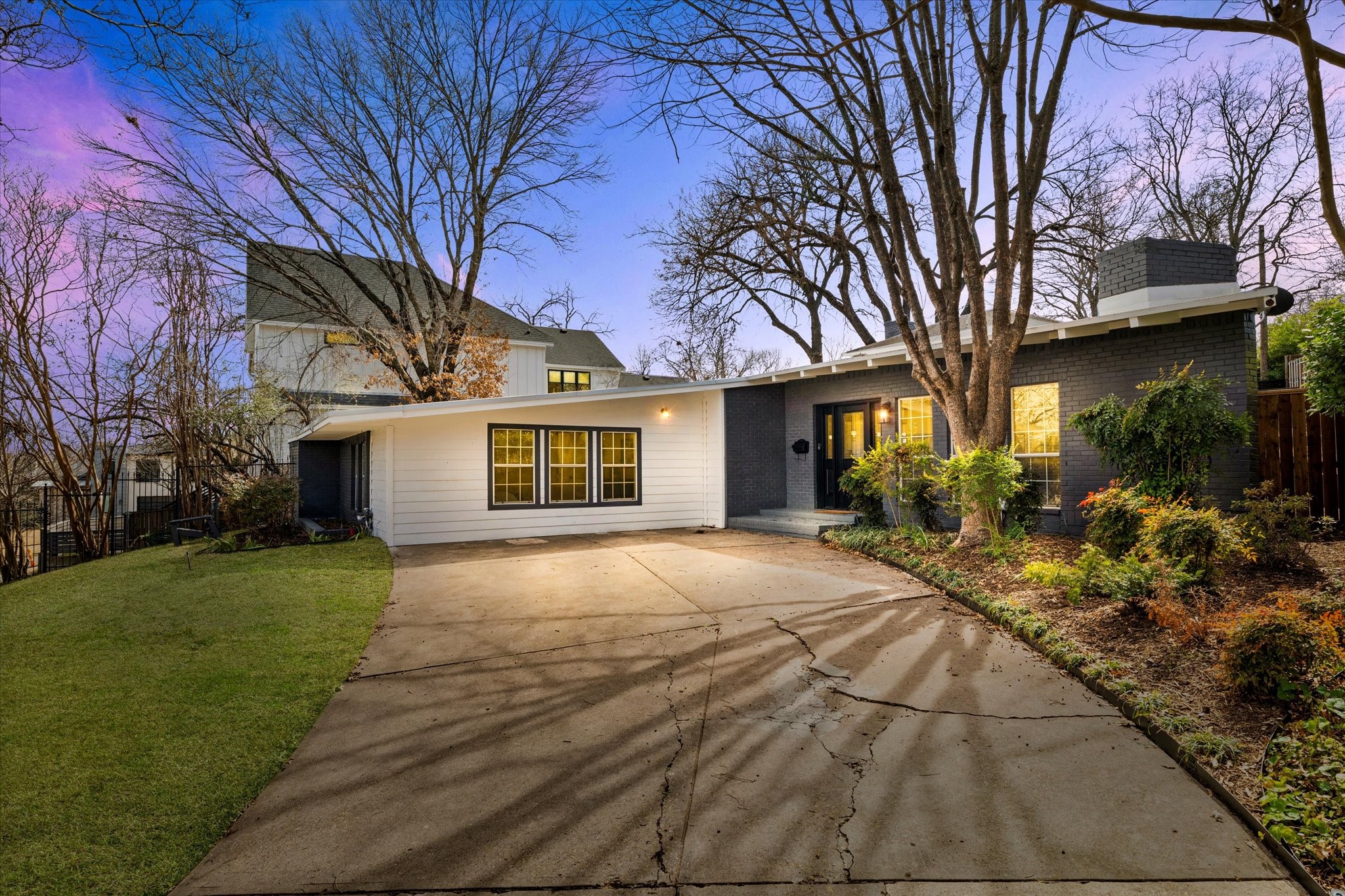 7154 Shook Avenue Dallas TX 75214