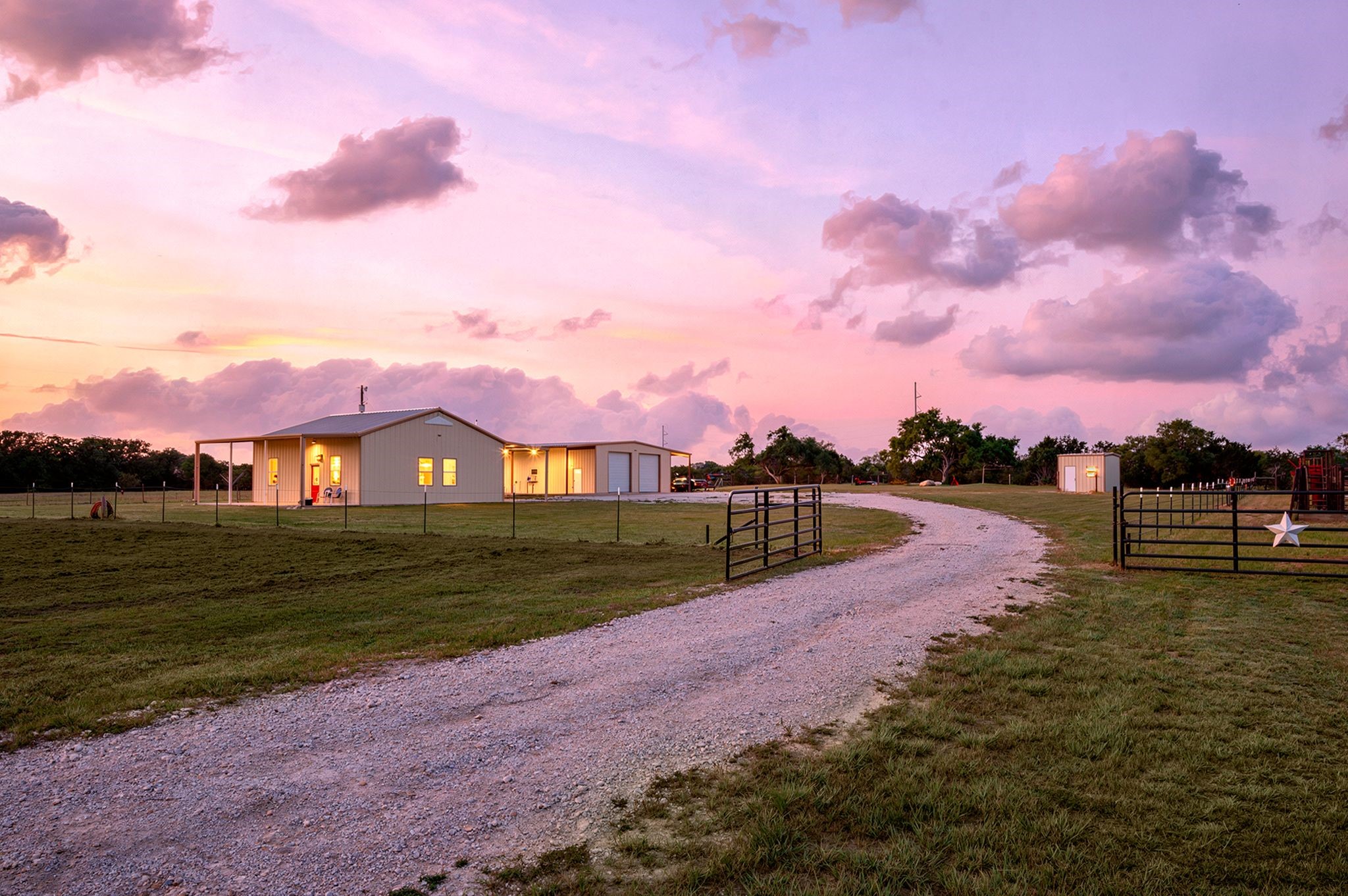 184 County Road 2484 Hico TX 76457