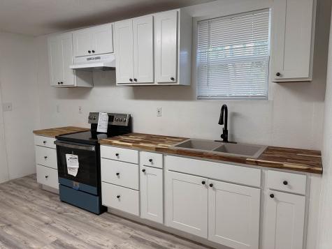 906 W 10th Avenue Corsicana TX 75110