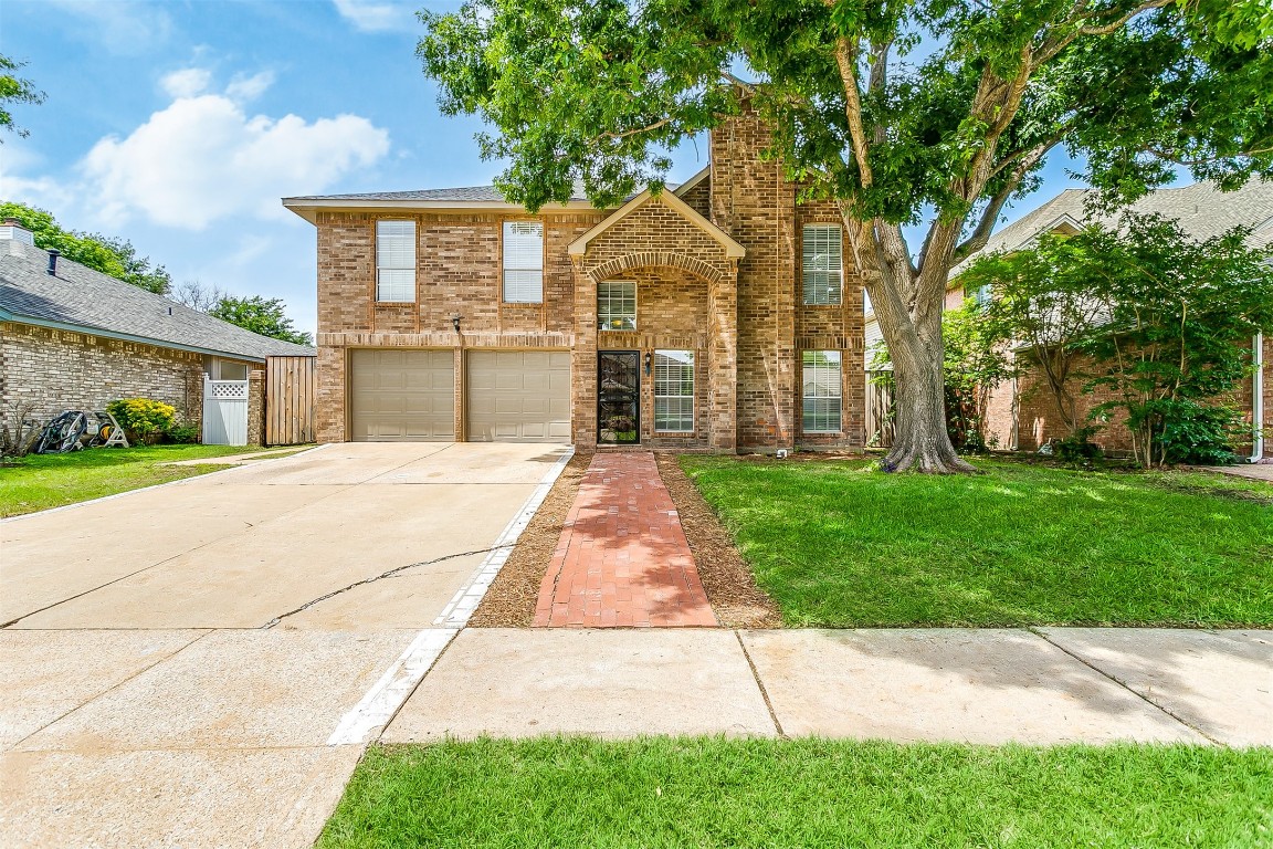 2810 Garden Oaks Place Grand Prairie TX 75052
