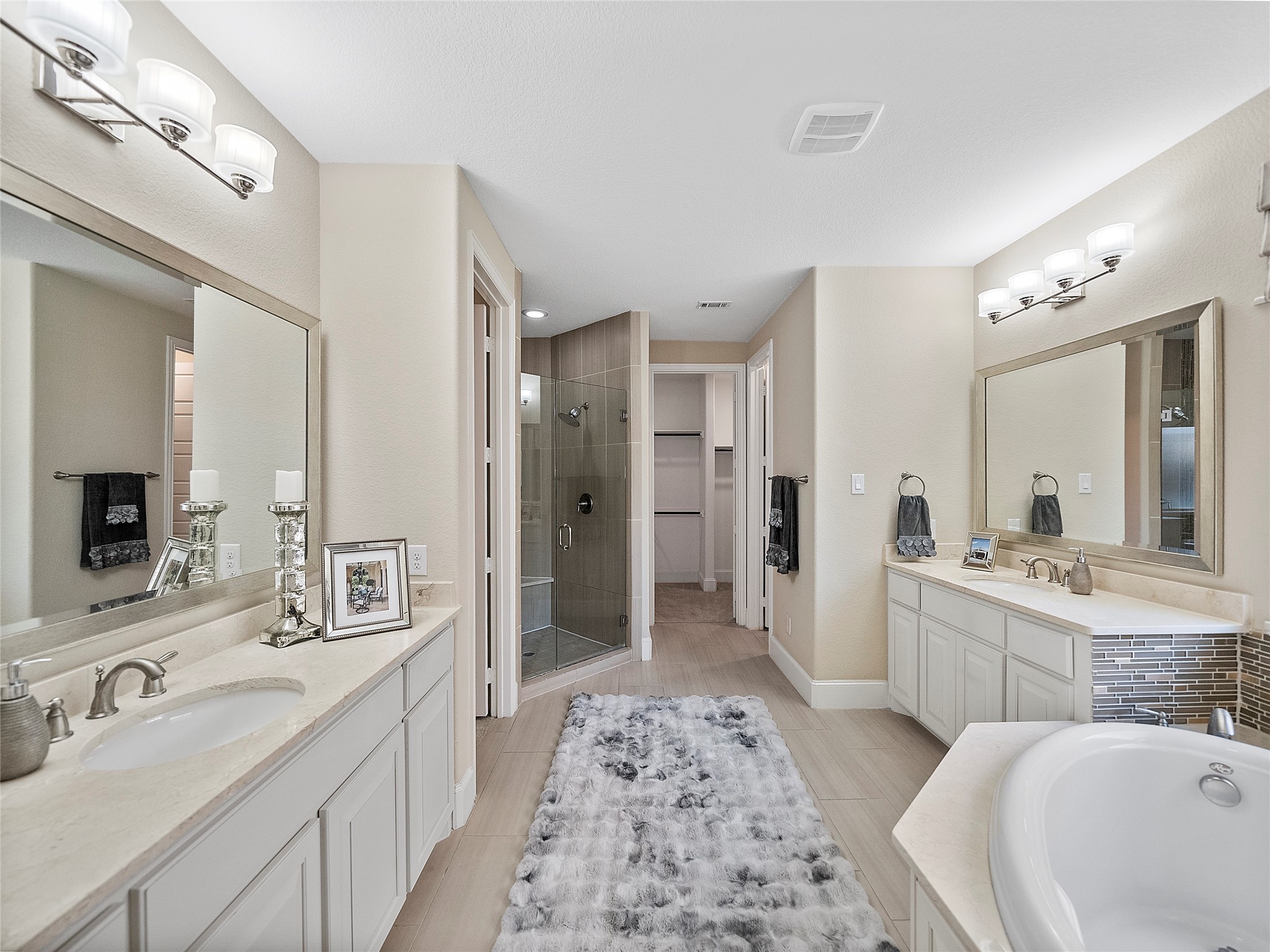 2805 Walnut Creek Lane The Colony TX 75056