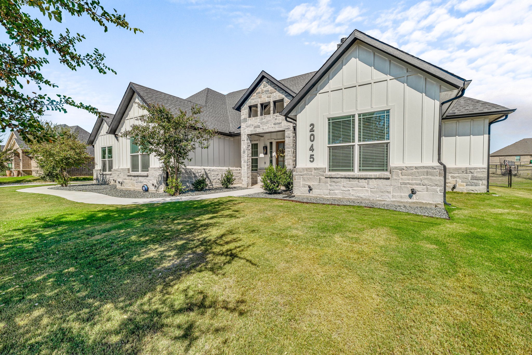 2045 Sunset Ridge Drive Weatherford TX 76087