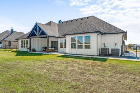 2045 Sunset Ridge Drive Weatherford TX 76087